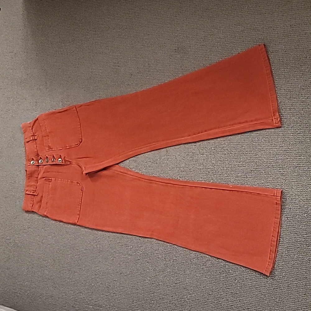 Free People slim fit flare button up pants. Size 8